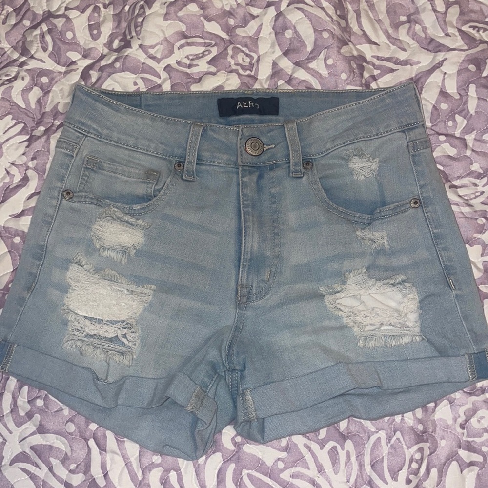 Aero High Rise Midi Shorts size 4